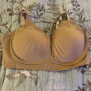 True & Co Women's True Body Triangle Convertible Strap Bra